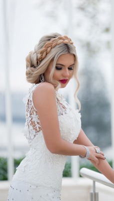 невеста белое платье прическа макияж фотосессия