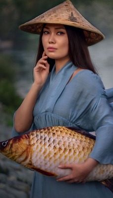 девушка вьетнам рыба карп