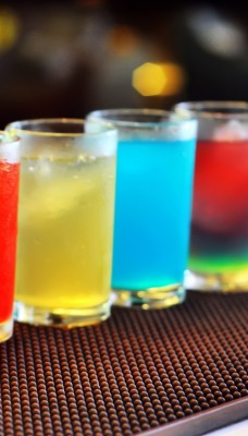 Цветные коктейли