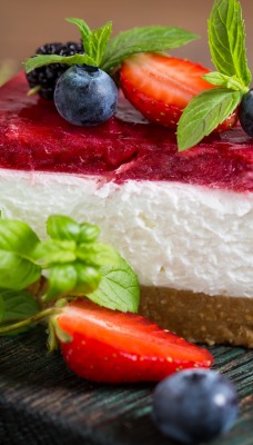 пирог торт кусок торта клубника ягоды