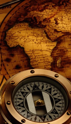 Карта с компасом