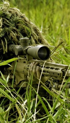 снайпер стрелок винтовка камуфляж трава