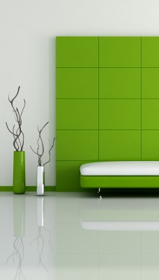 Стеклянный пол с зеленым диваном
