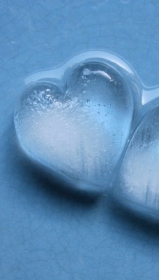 Два ледяных сердца