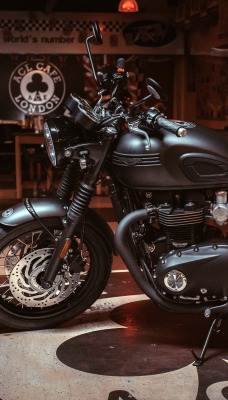 мотоцикл черный triumph