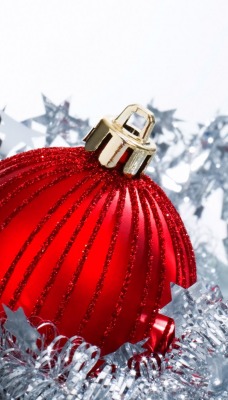 шар красный елочная игрушка мишура новый год рождество