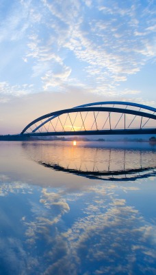 мост закат небо