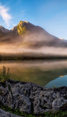 Природа вода гора камни река