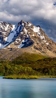 горы озеро mountains the lake