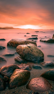 камни море небо закат