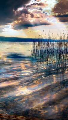 озеро водоем берег тучи лучи