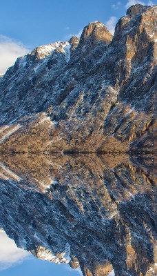 гора скалы отражение водоем