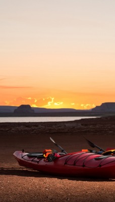 лодки берег пустыня на закате