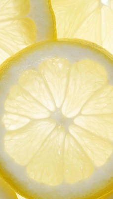 Свет сквозь кусочки лимона