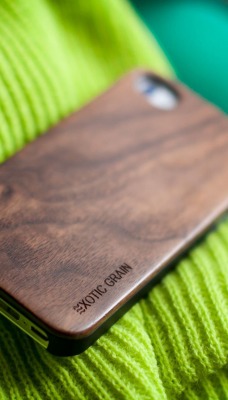 Деревянный корпус iPhone