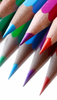 карандаши цветные заточенные