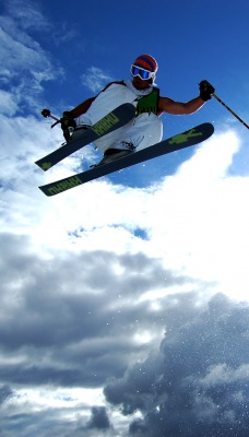 Лыжник прыжок