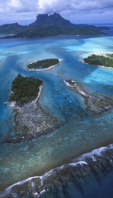 Reef Teeth of Bora Bora Lagoon, French Polynesia