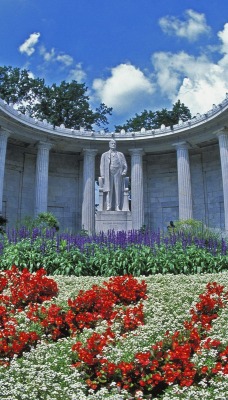 McKinley Memorial Library, Niles, Ohio