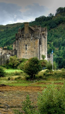 Замок (Шотланди