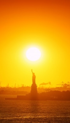 нью-йорк статуя свободы рассвет