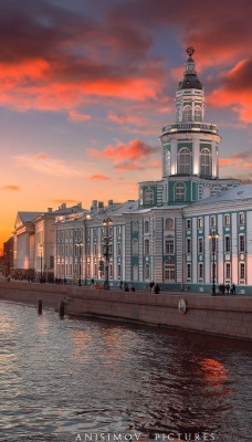 закат река здания дома санкт петербург россия набережная кунсткамера река большая нева университетская набережная