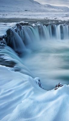 водопад зима снег север