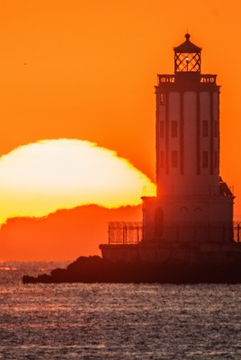 закат маяк море солнце