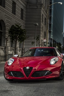 Alfa Romeo город улица