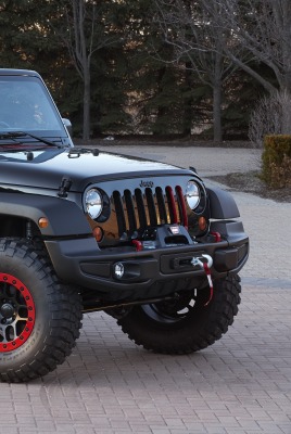 автомобиль черный джип jeep wrangler level красный