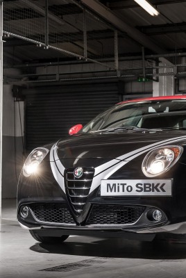 черный автомобиль alfa mito sbk