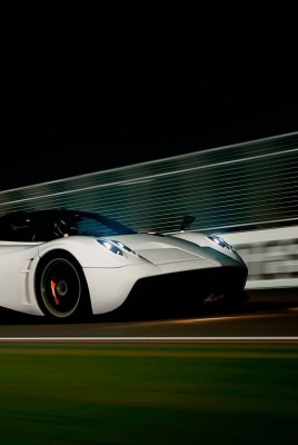 белый черный автомобиль pagani huayra