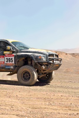 спортивный автомобиль dakar dodge