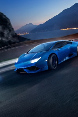 Lamborghini Huracan дорога вираж