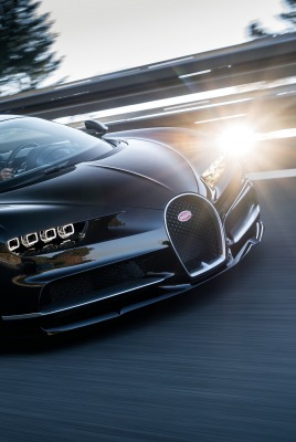 Bugatti Chiron дорога луч