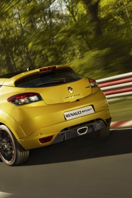 Renault Megane дорога вираж