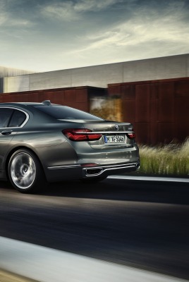 BMW 7 седан