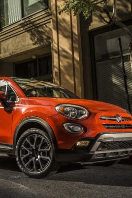 Fiat 500X кроссовер красный