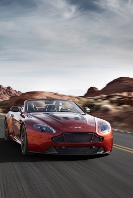 Aston Martin кабриолет дорога небо