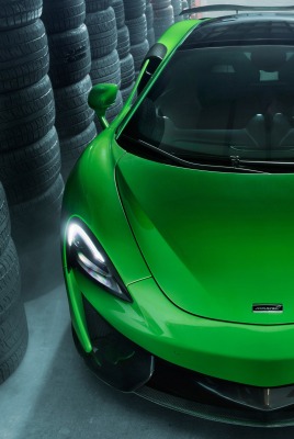 mclaren автомобиль зеленый покрышки вид спереди