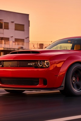 Dodge Demon купе дорога