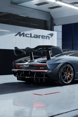 mclaren senna спорткар автосалон