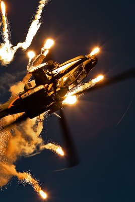 Вертолет с огнями