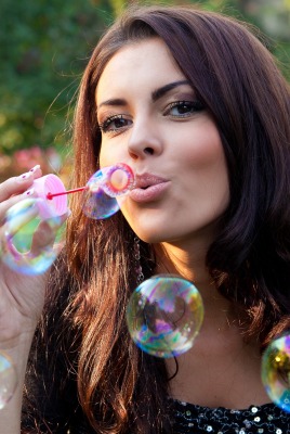 Девушка пузыри брюнетка Girl bubbles 