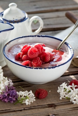 ягоды малина йогурт
