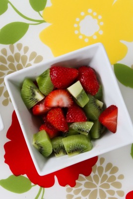 еда фрукты клубника киви салат food fruit strawberry kiwi salad