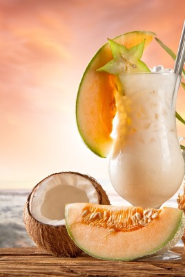 коктейль море закат ананас