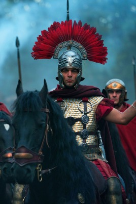 рыцари рим римляне вырвары римский легион лошади солдаты