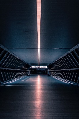 тоннель футуристичный темнота