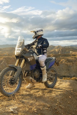 мотоциклист мотокросс каньон пустыня